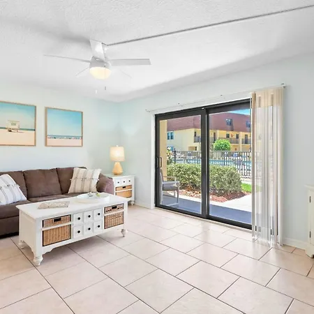 Cocoa Beach Club Room photo