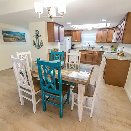 Cocoa Beach Club Room photo